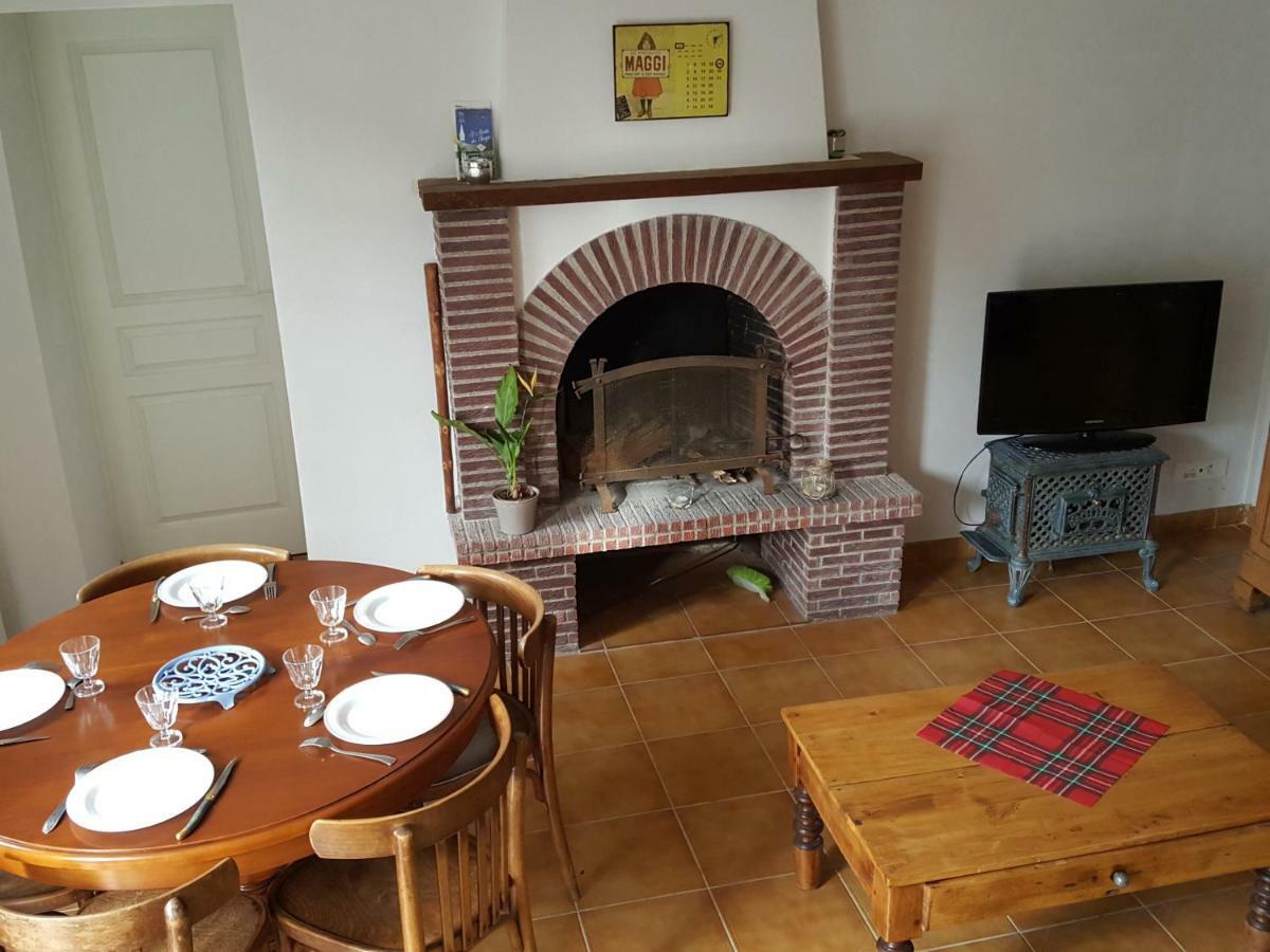 Le Petit Lustucru Villa Saint-Martin-des-Champs  Bagian luar foto